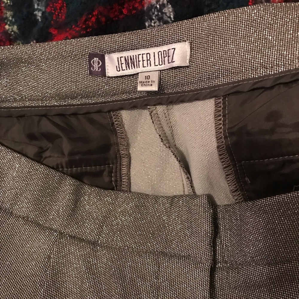 Shorts - Picture 4 of 5